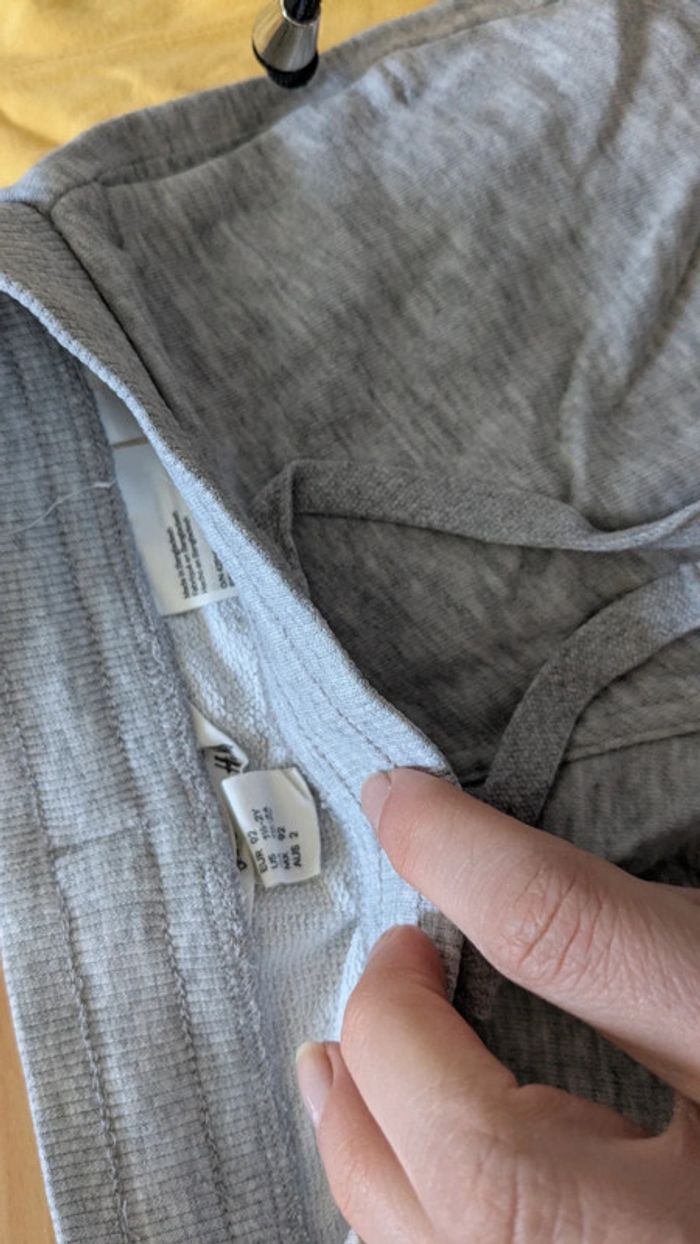 Shorts h&m 18 24 mois - photo numéro 2