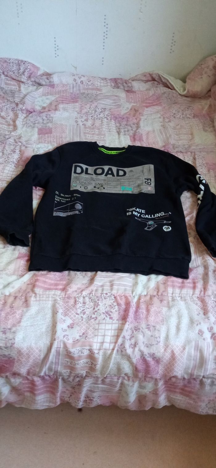 Pull et pull à capuche 16 ans - photo numéro 2