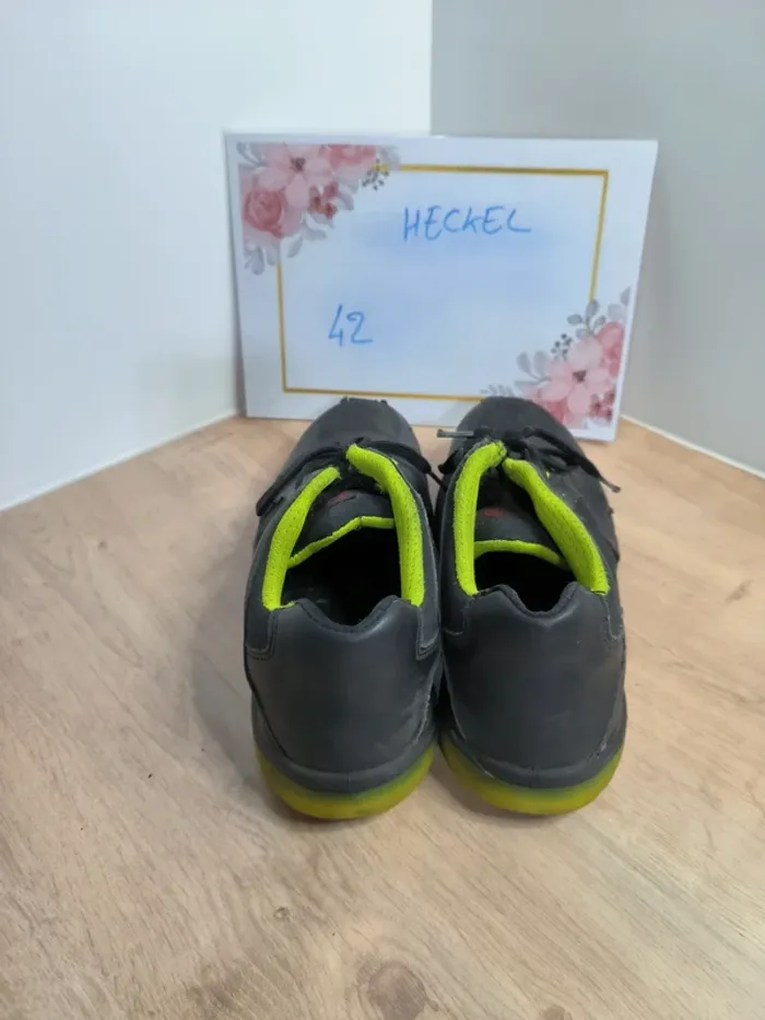 Chaussure de sécurité T42 - photo numéro 7
