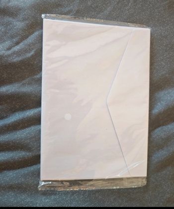 Enveloppe blanche nacré