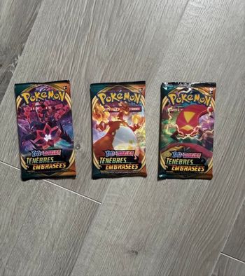 Booster Pokémon épée et bouclier ténèbres embrasées