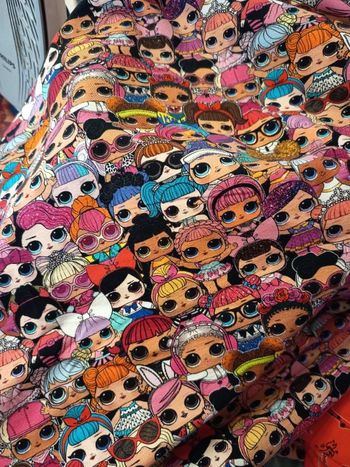 Tissu poupée lol coloré