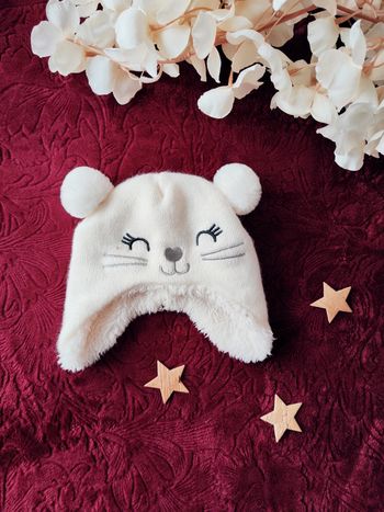 Petit bonnet et moufles anti-griffe