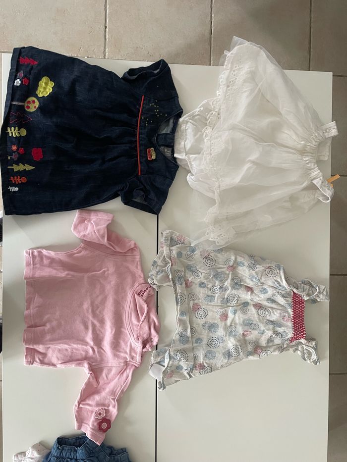 Lot vêtements fille - 9 mois - 22 pièces - photo numéro 3