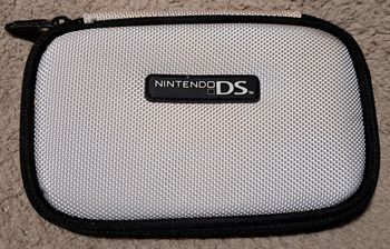 🎮 Etui officiel blanc Nintendo DS et autres (1)