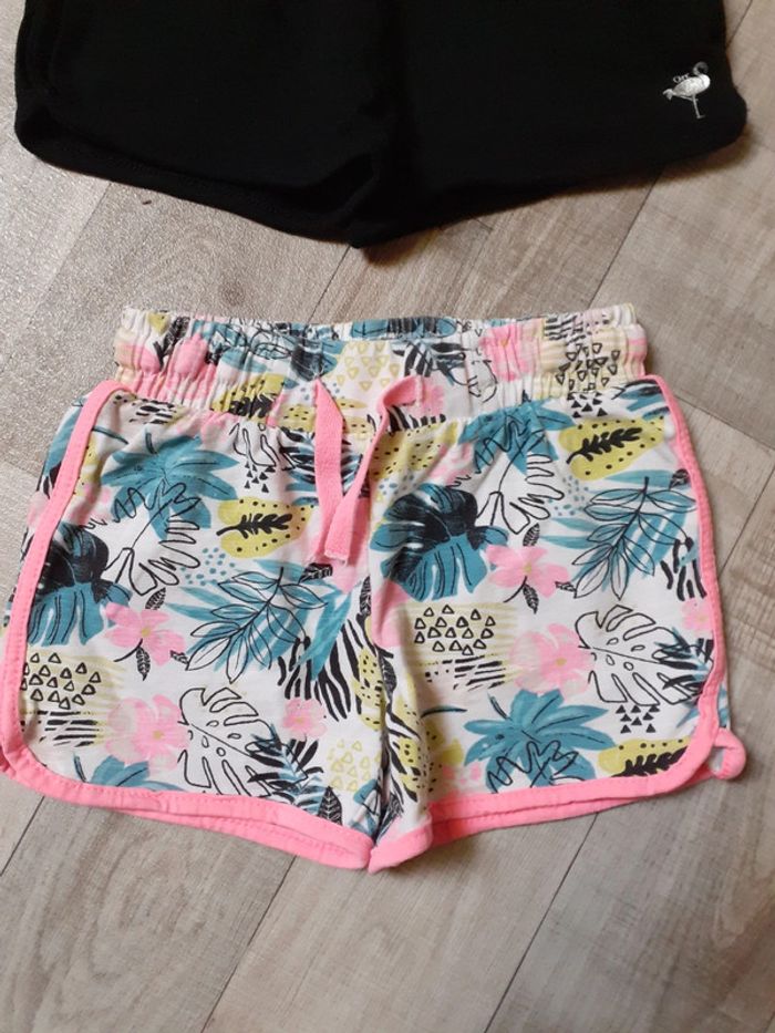 Lot 2 shorts fille 4 ans - photo numéro 2