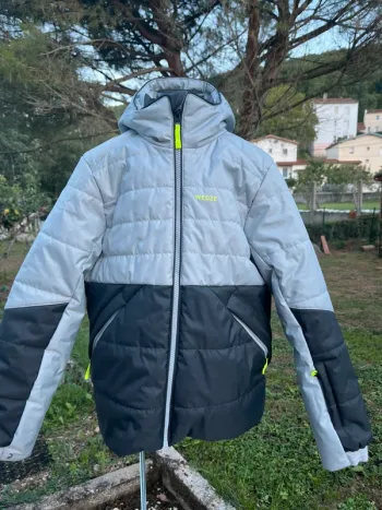 Manteau gris noir wedze taille 10 ans décathlon