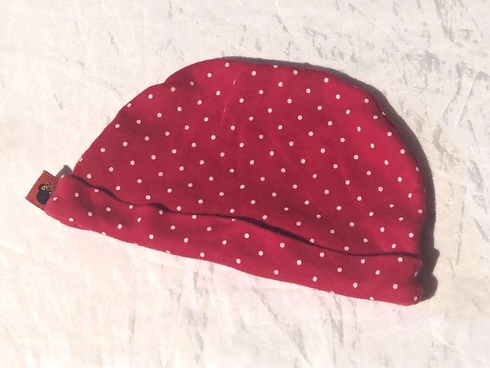 Petit Bonnet Rouge Pois Blancs Vêtement Accessoire Petits Enfants Bébés