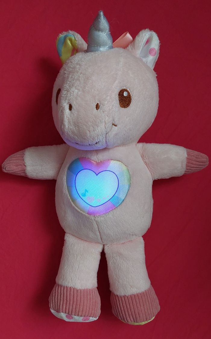 Peluche interactive Maé Ma licorne à câliner