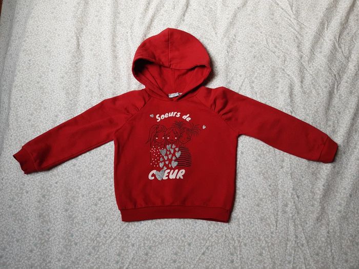 Pull a capuche fille 6 ans