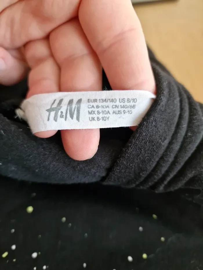 Pull a capuche - photo numéro 7
