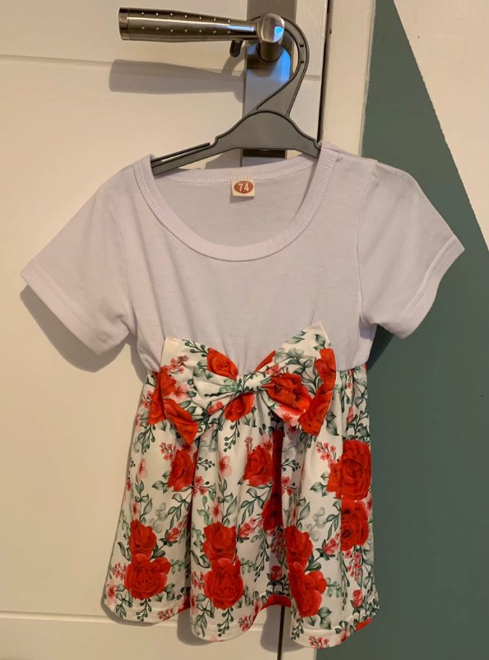 Robe imprimé floral à noeud 9 mois