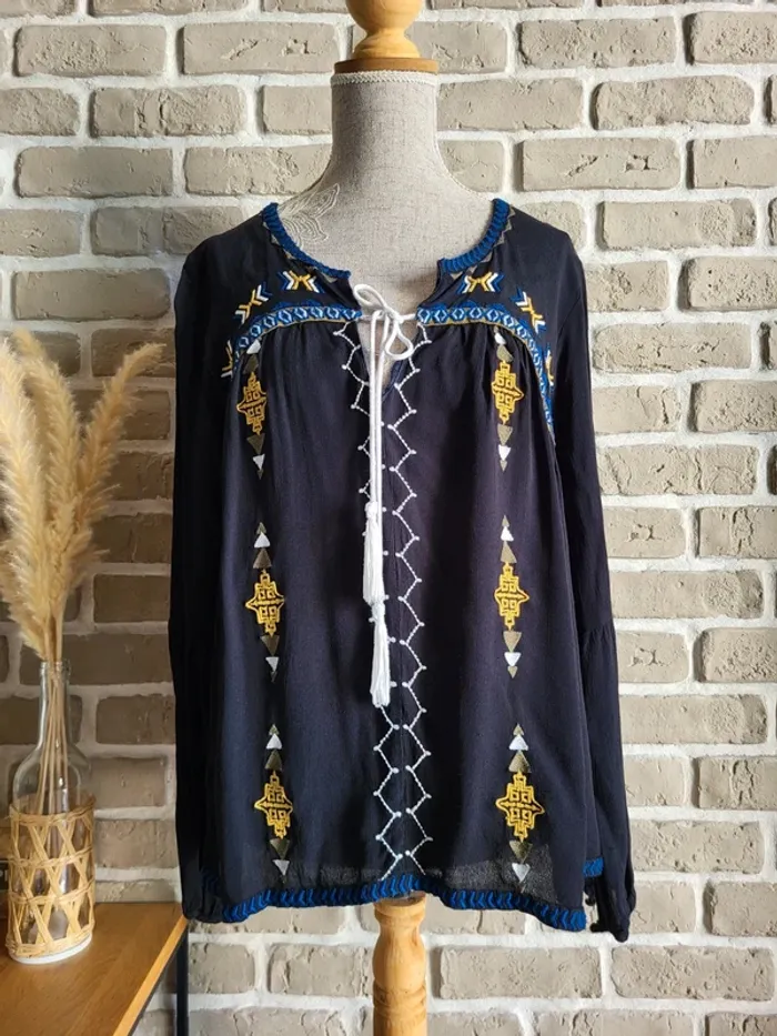 Blouse noire broderies et pompons Ba&sh - Bohème folk