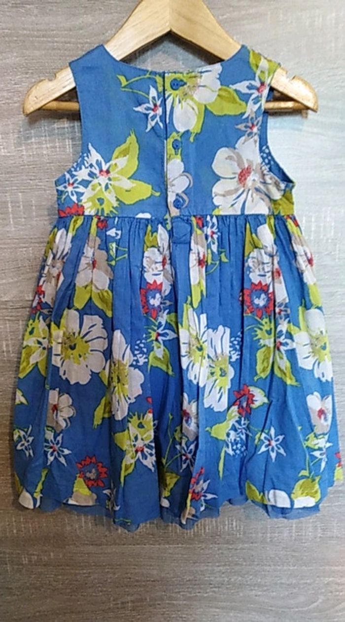 Robe fleurie 23 mois - photo numéro 4