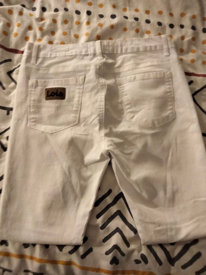 Très joli jean pour femme - photo numéro 4