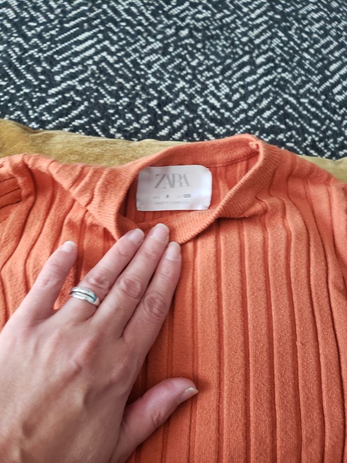 Jupe+pull zara fille en très bon état - photo numéro 4