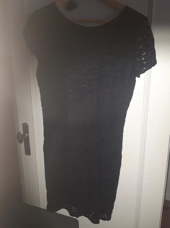 Robe en dentelle noire