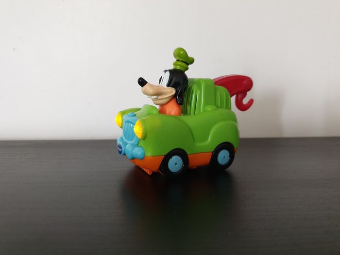 Tut tut bolide Disney "La dépanneuse magique de Dingo" VTech - photo numéro 3