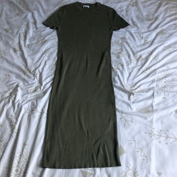 Robe longue près du corps