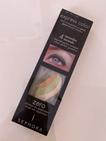 Fard à paupière en patch