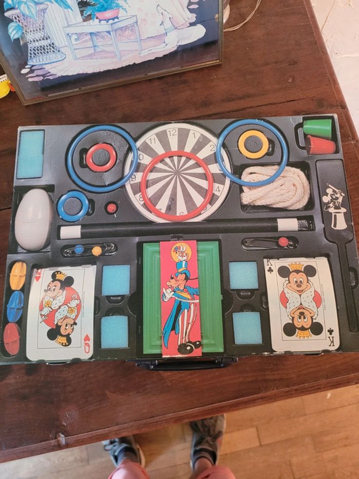 Vends valise magie disney vintage - photo numéro 3