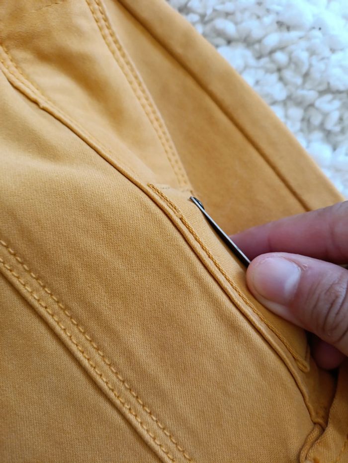 Pantalon jaune moutarde slim strass paillettes Armand Thierry Premium cute vintage old school - photo numéro 5