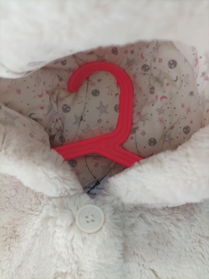 Manteau (1 an) - photo numéro 2