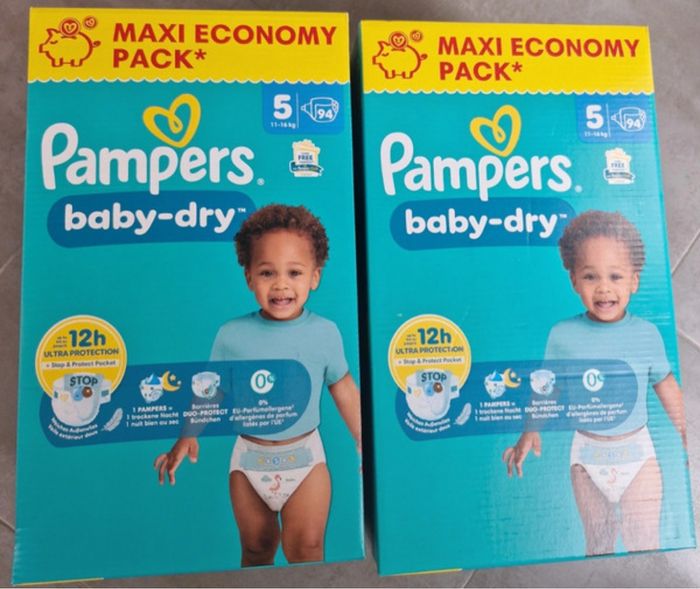 Couches Pampers maxi economy pack