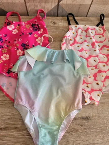 Lot maillot de bain 3 ans