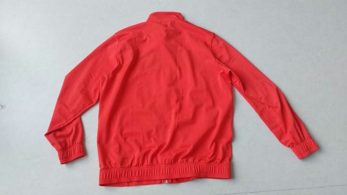 Gilet de survêtement état neuf. - photo numéro 2