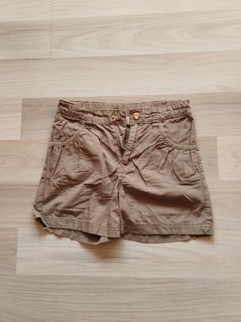 Short 6-7 ans couleur taupe