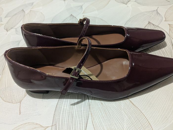 Magnifique paire d' escarpins Babies &Mary Jane Bordeaux, marque Anne Field. Taille 42 - photo numéro 4