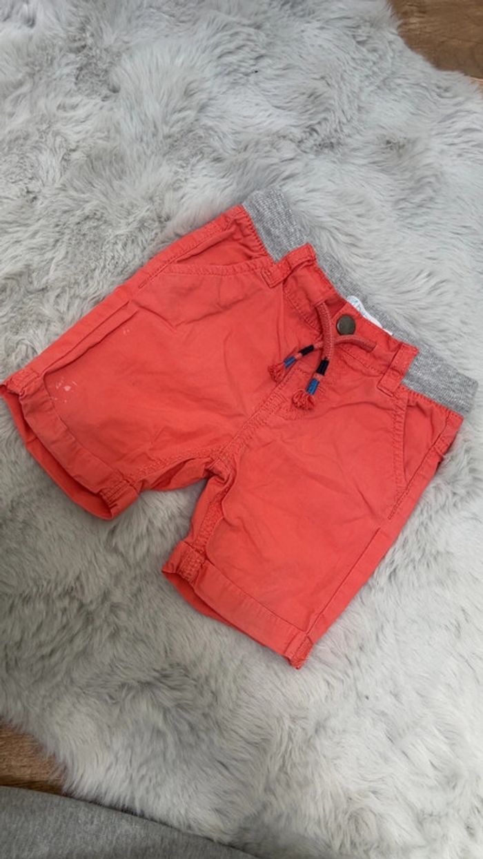 Short orange/rouge