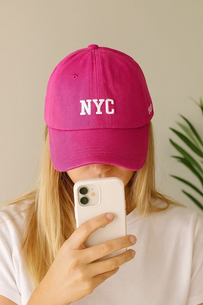 Casquette rose écriture New York taille unique, neuve