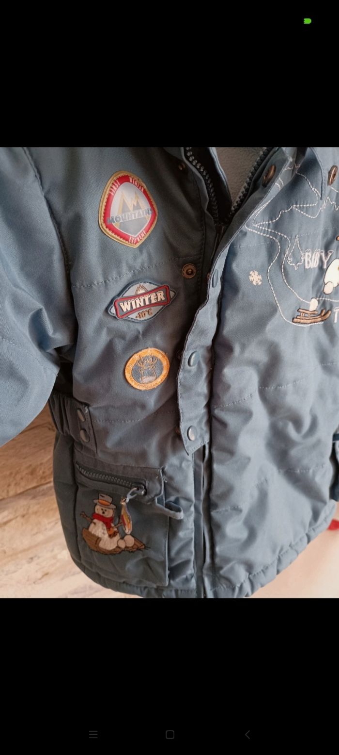 Manteau Looney Tunes taille 6 mois à 1 an en très bon état - photo numéro 4