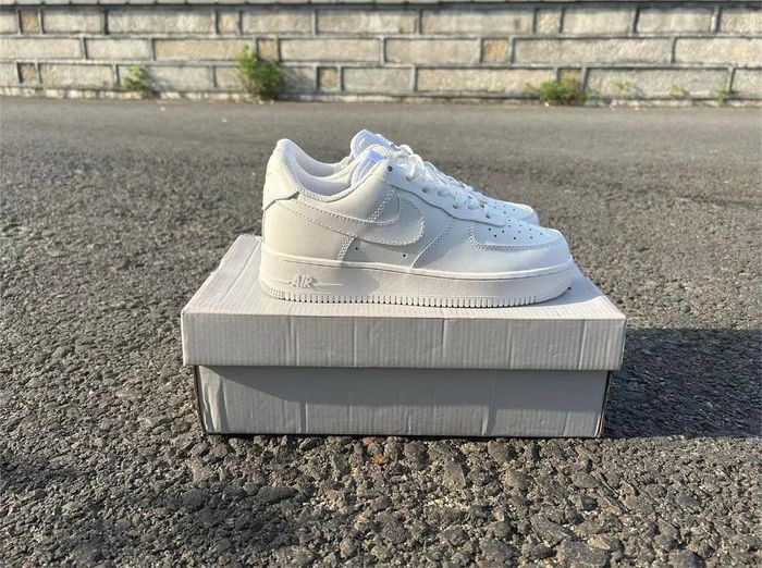 Nike Air Force 1 Low '07 White 39 - photo numéro 2