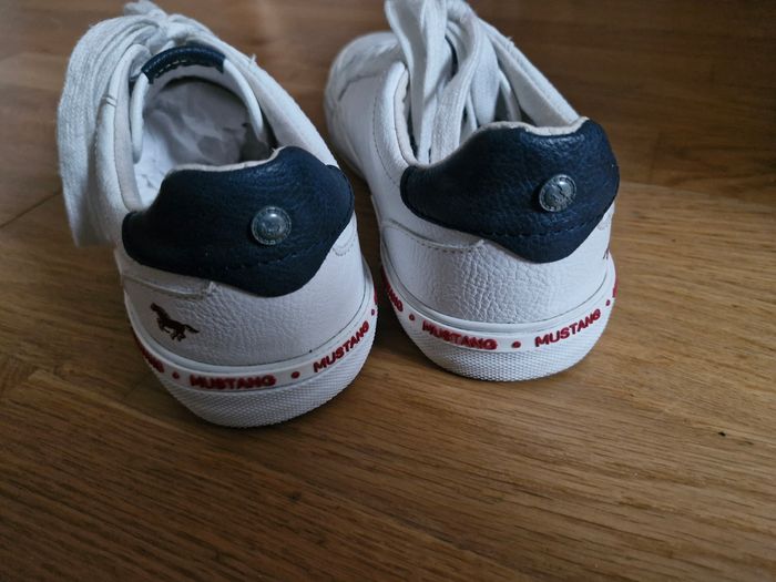 Basket mustang - photo numéro 4