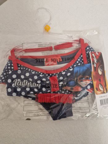 Maillot de bain fille 2 pièces miraculous ladybug 4 ans neuf
