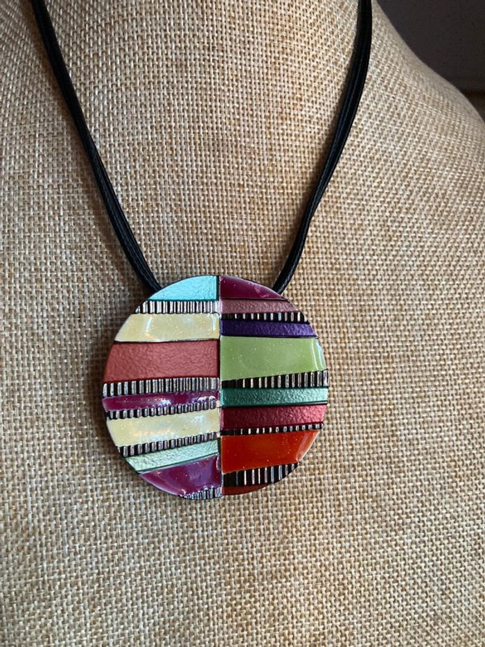 Collier multicolore - photo numéro 5