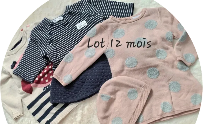 Lot de 3 robes manches longues taille 12 mois