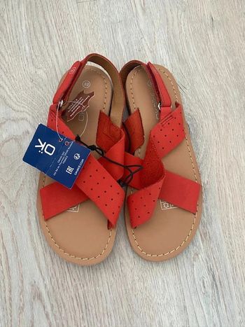 Chaussures sandales en cuir rouge Okaïdi Okaidi 32 Neuves