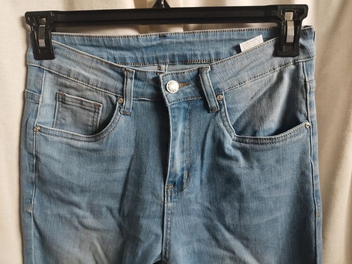 Jean XS - photo numéro 2