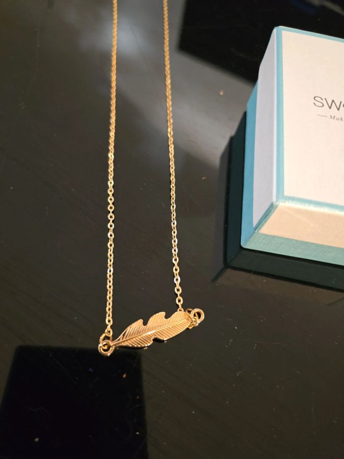 Collier feuille dorée Sweetiee avec son coffret - photo numéro 2