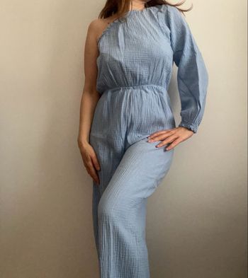 Combinaison gaze de coton bleu clair taille unique en très bon état