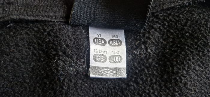 Sweat à  capuche Umbro 10 ans - photo numéro 6