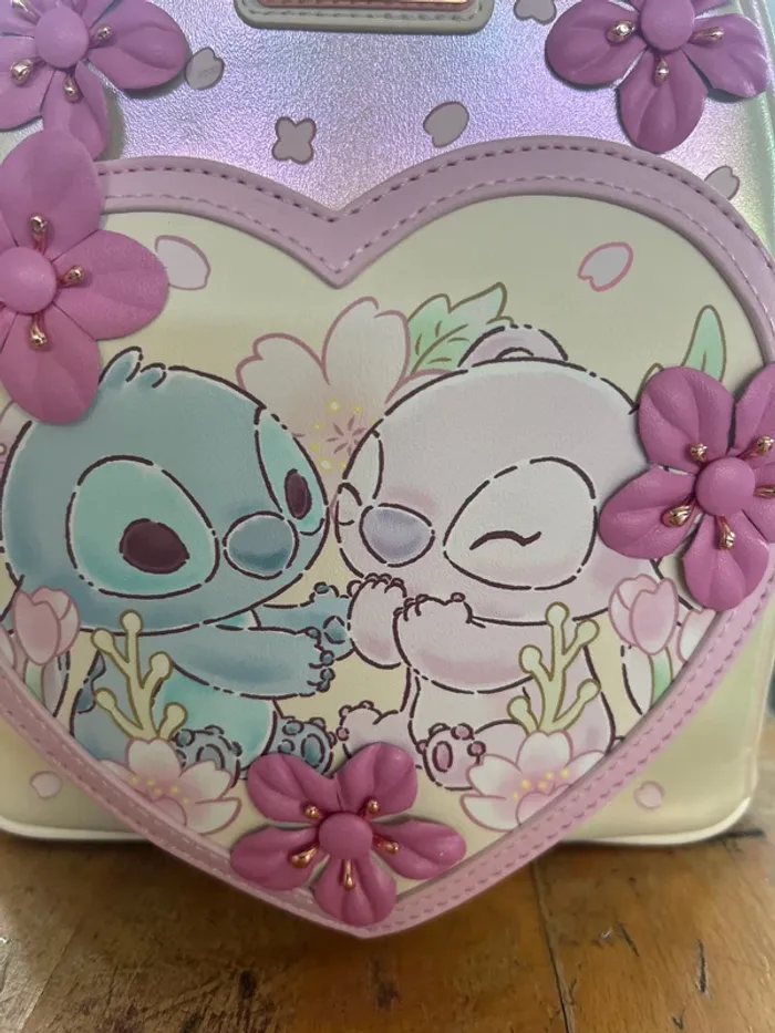 Sac a dos loungefly stich - photo numéro 3