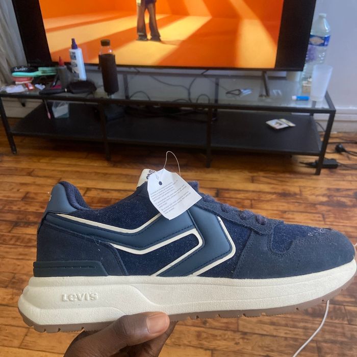 Chaussure levis - photo numéro 2