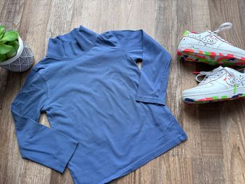 - Haut ML Pic Ouic   - 6 ans - Très bon état