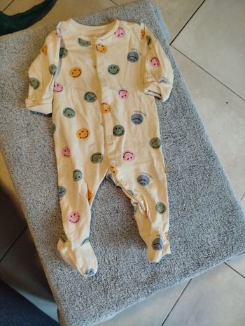 Pyjama smiley