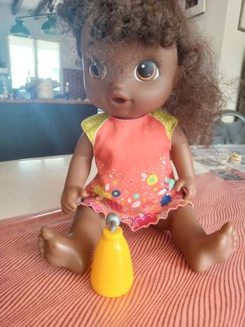 Poupée métisse baby alive